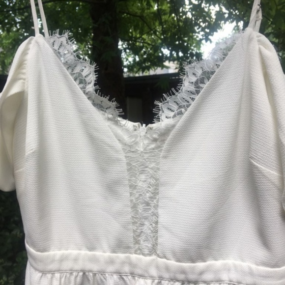 WAYF Bluff Lace Cold Shoulder Boho Mini Dress * - Picture 2 of 5